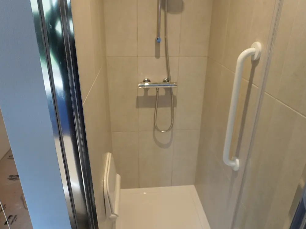 image-slider-with-thumbnail1.jpeg